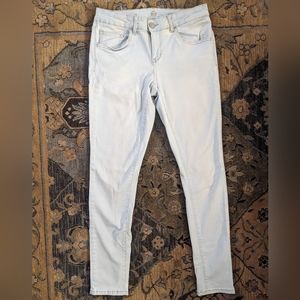 So, Juniors Low Rise Ultimate Leggings, Light Wash, Size 9 Juniors